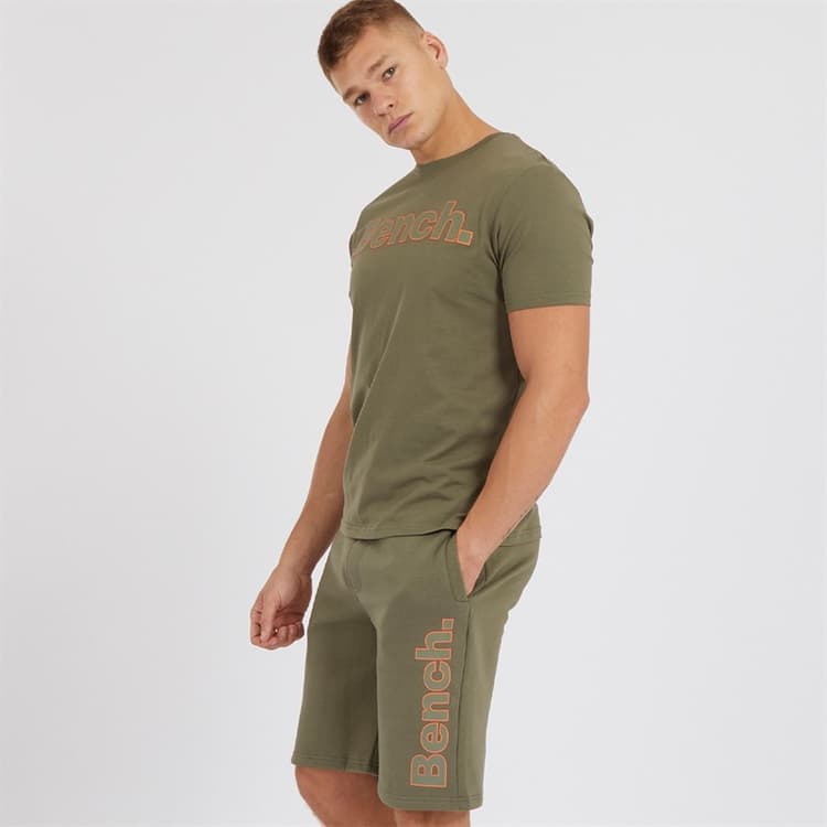 Bench T-shirt en shorts set Heren Gowsen kaki groen
