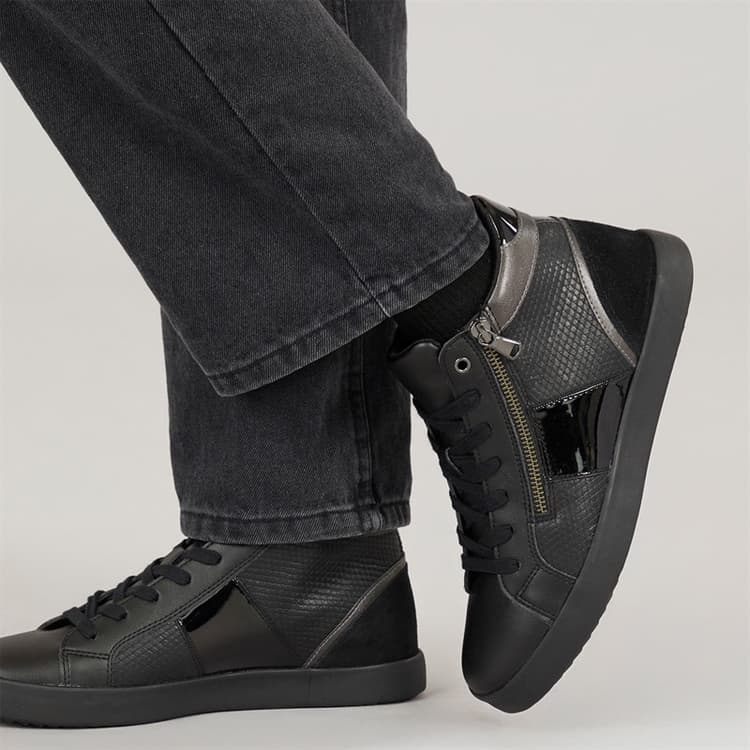 GEOX Dames Blomie Hoge Top Zip Sneakers Zwart