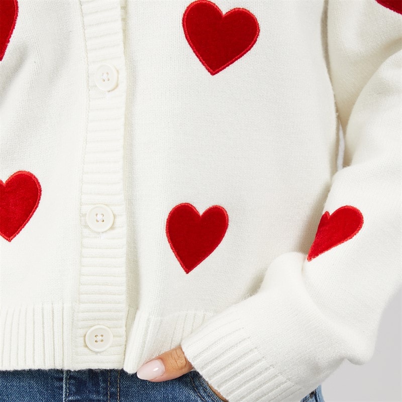 Damen - Herz-Applikations-Cardigan Winter White/Lippenstift Rot - Bild 3