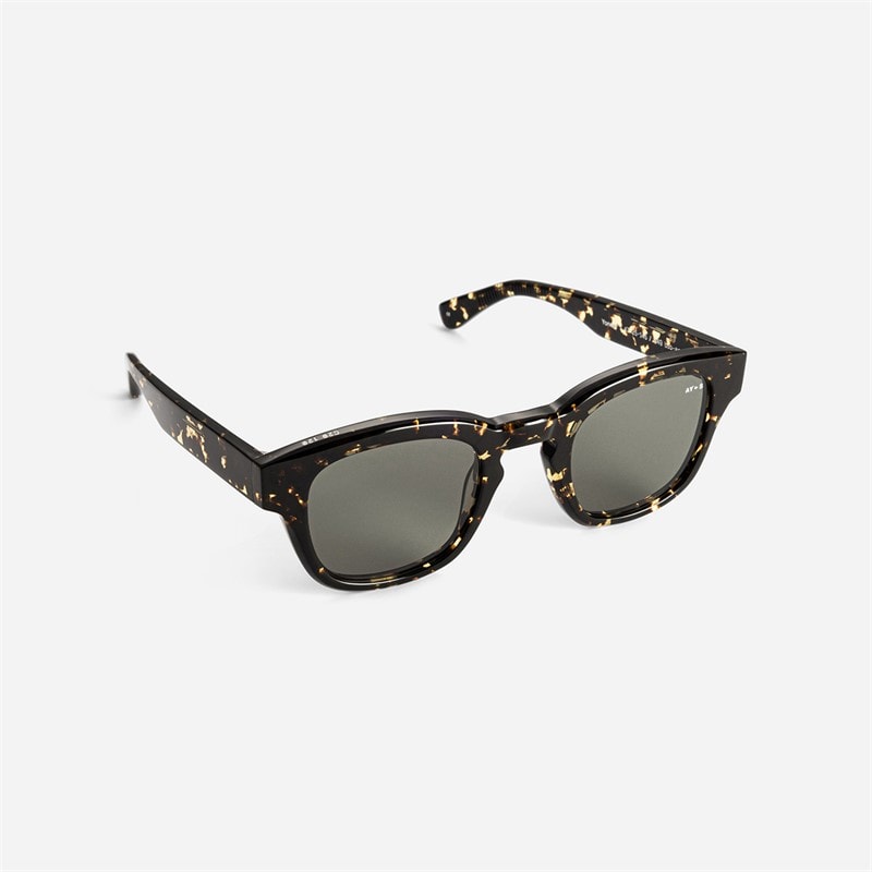 AY Studios Yonder Zonnebrillen Transparent Havana