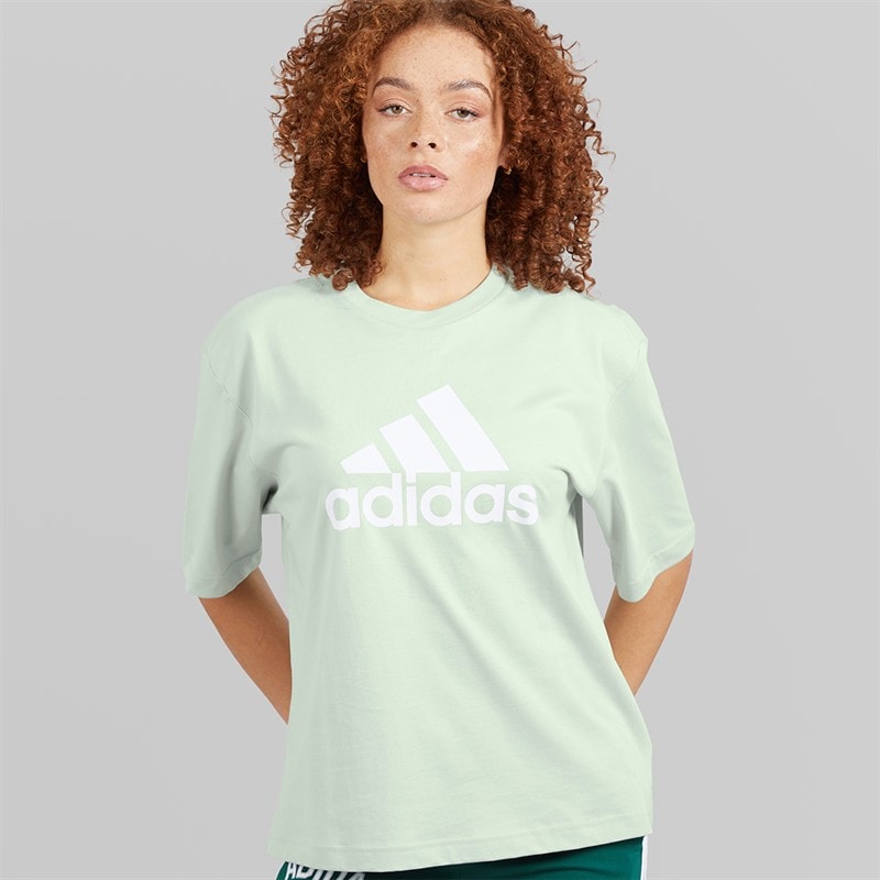 adidas Dames Future Icons Badge Of Sport T-shirt Linen Green