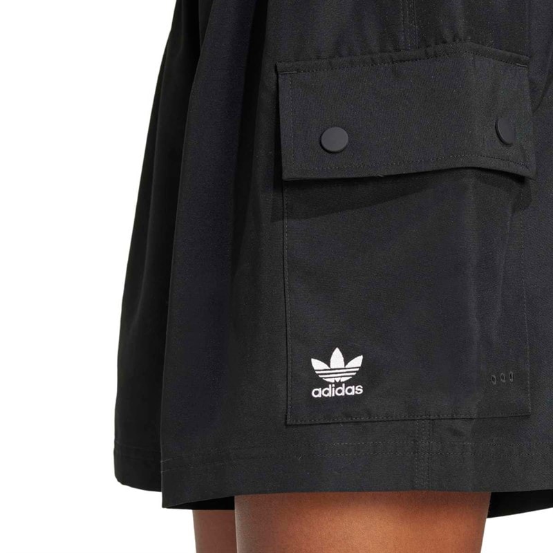adidas Originals Shorts cargo taille haute tissés essentiels Femme Noir - Image 4
