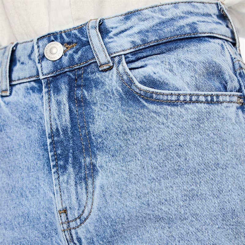 Pieces Selma jeansy z szerokimi nogawkami dla niej kolor Light Blue Denim – zdjęcie  3