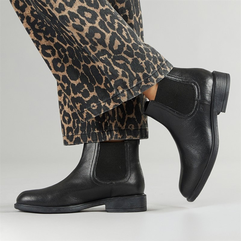 GEOX Dames Catria Chelsea Laarzen Zwart