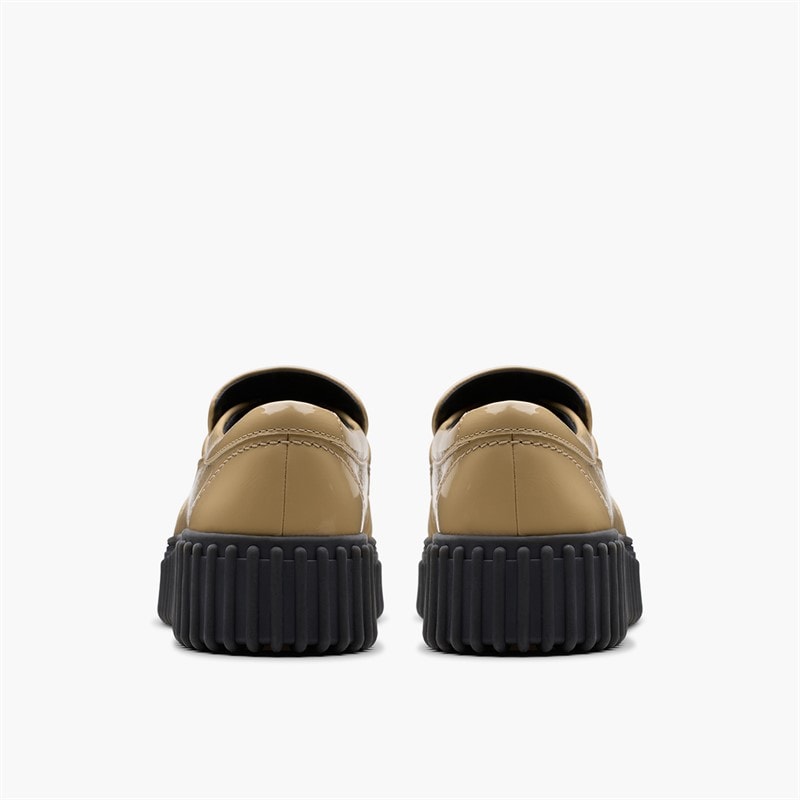Clarks Chaussures Torhill Moc Femme Beige Patent - Image 5