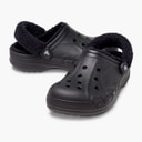 Crocs Baya gefütterte Fuzz Riemen Clogs Schwarz/Schwarz