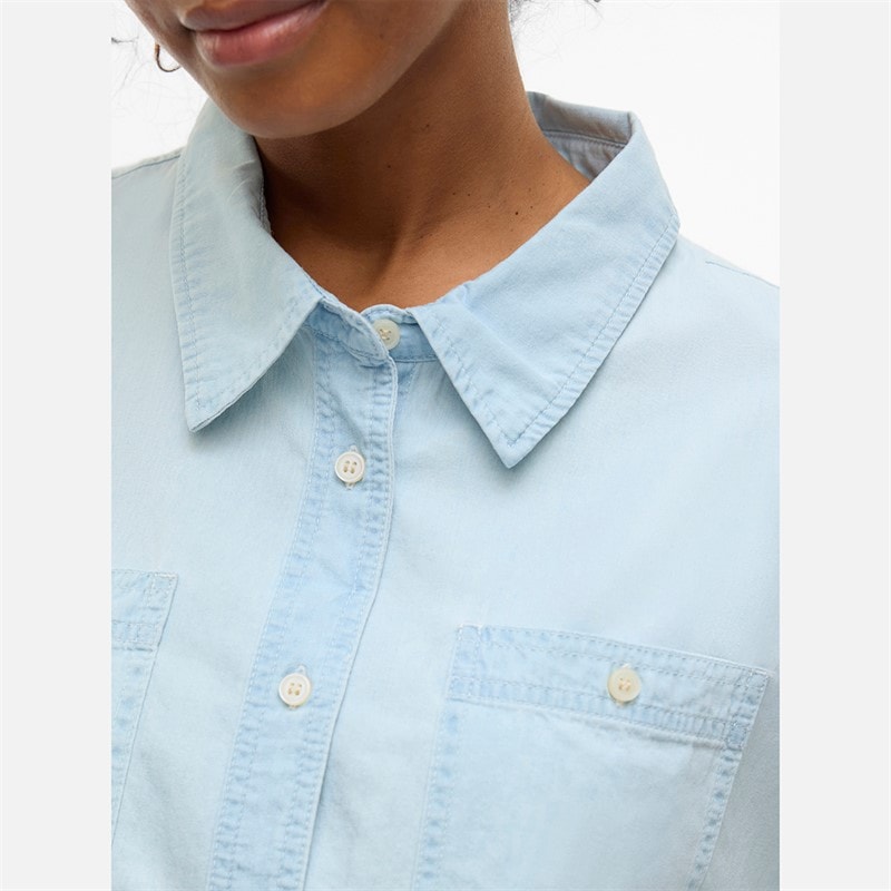 Vero Moda Koszula jeansowa Emberley dla niej kolor jasnoniebieski jeansowy – zdjęcie  3