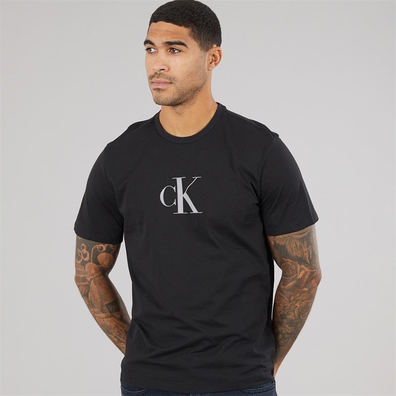Calvin Klein Krótka koszulka z krótkim rękawem i przetarciami, z grafiką mono dla niego kolor Czarny