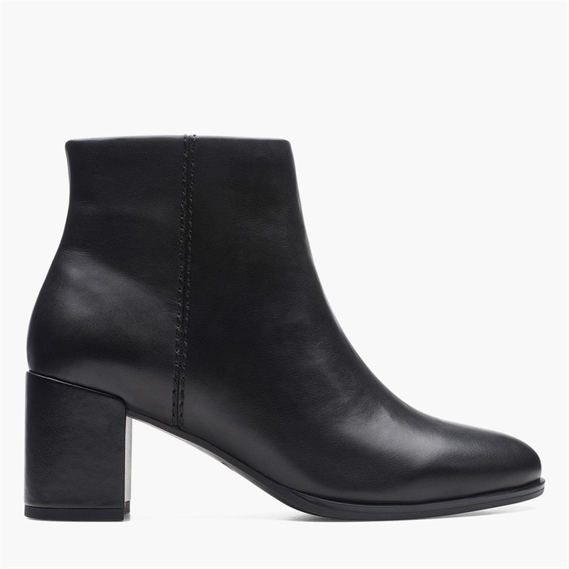 Clarks Bottes Freva 55 zippées sur le côté Femme Black Leather