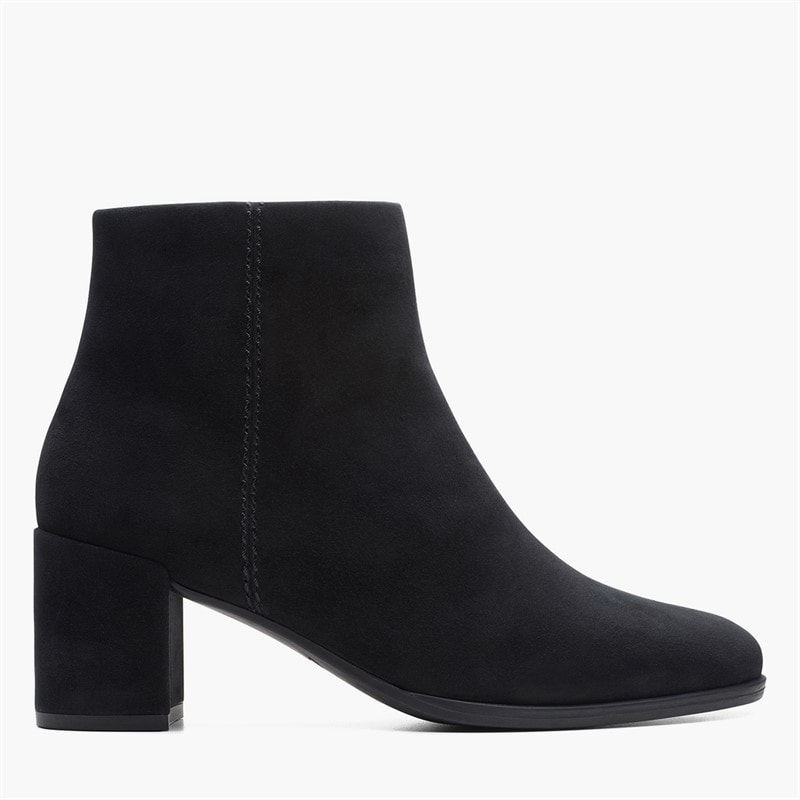Clarks Bottes Freva 55 à fermeture éclair latérale Femme en suède Noir Black Sde
